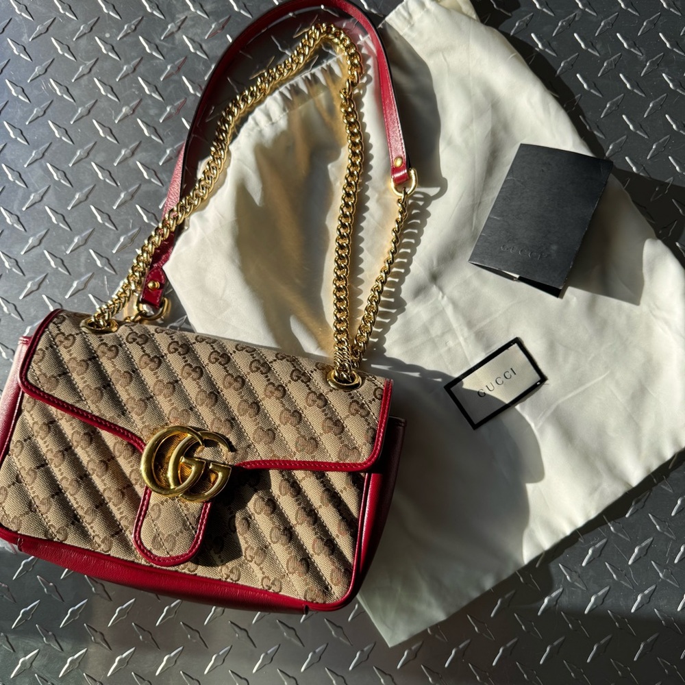 Gucci Azalea Marmont GG Chain Shoulder Bag in Red - Picture 14 of 16